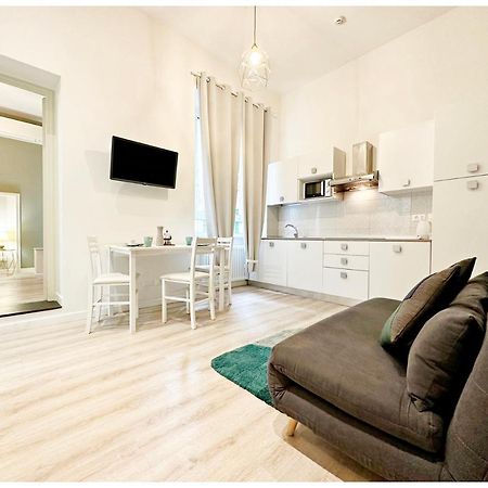 Real Italian Estate - Maps Appartement Genua Buitenkant foto