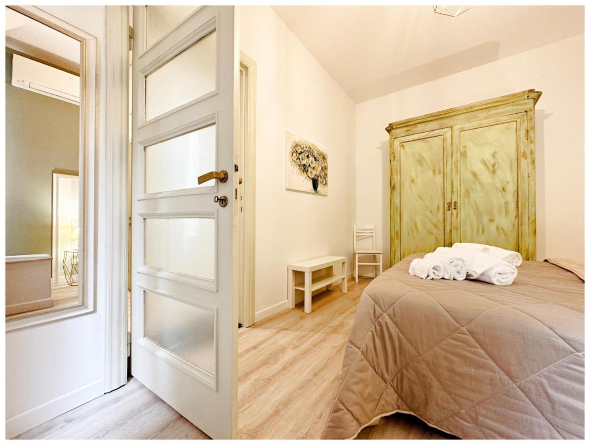 Real Italian Estate - Maps Appartement Genua Buitenkant foto